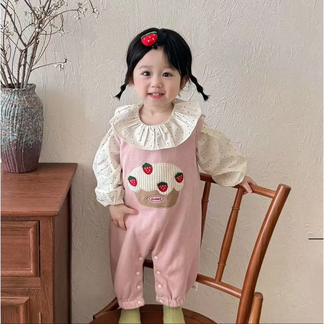 春秋婴儿衣服甜美上衣背带裤可爱外出服