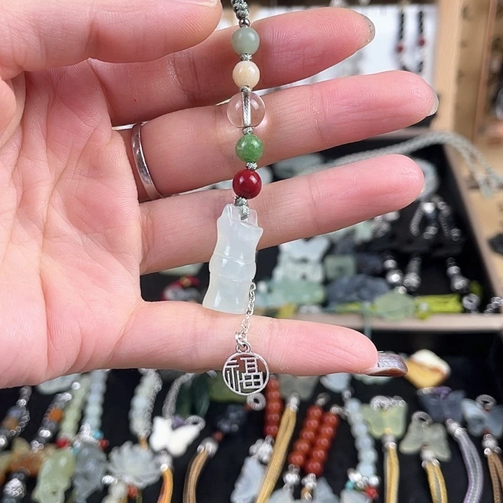 蛇纹石玉合金颈饰
