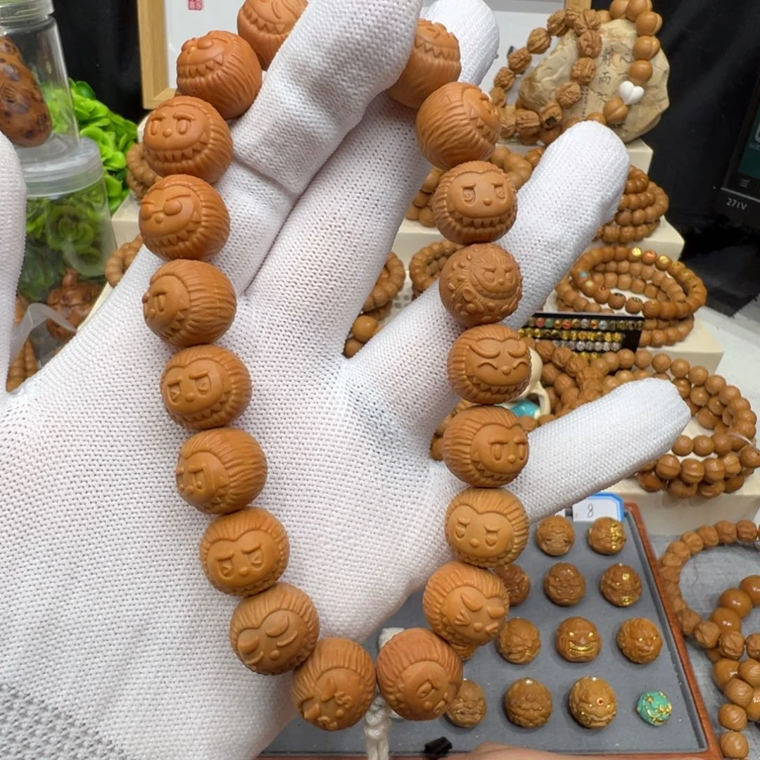 猴头核桃手串微瑕拉布布