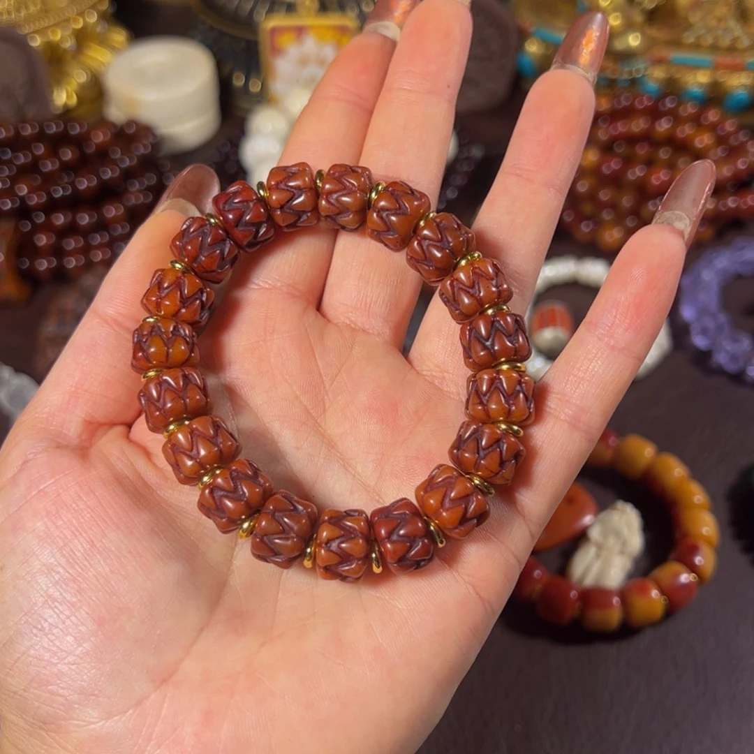 大*哈哈哈哈哈哈哈哈