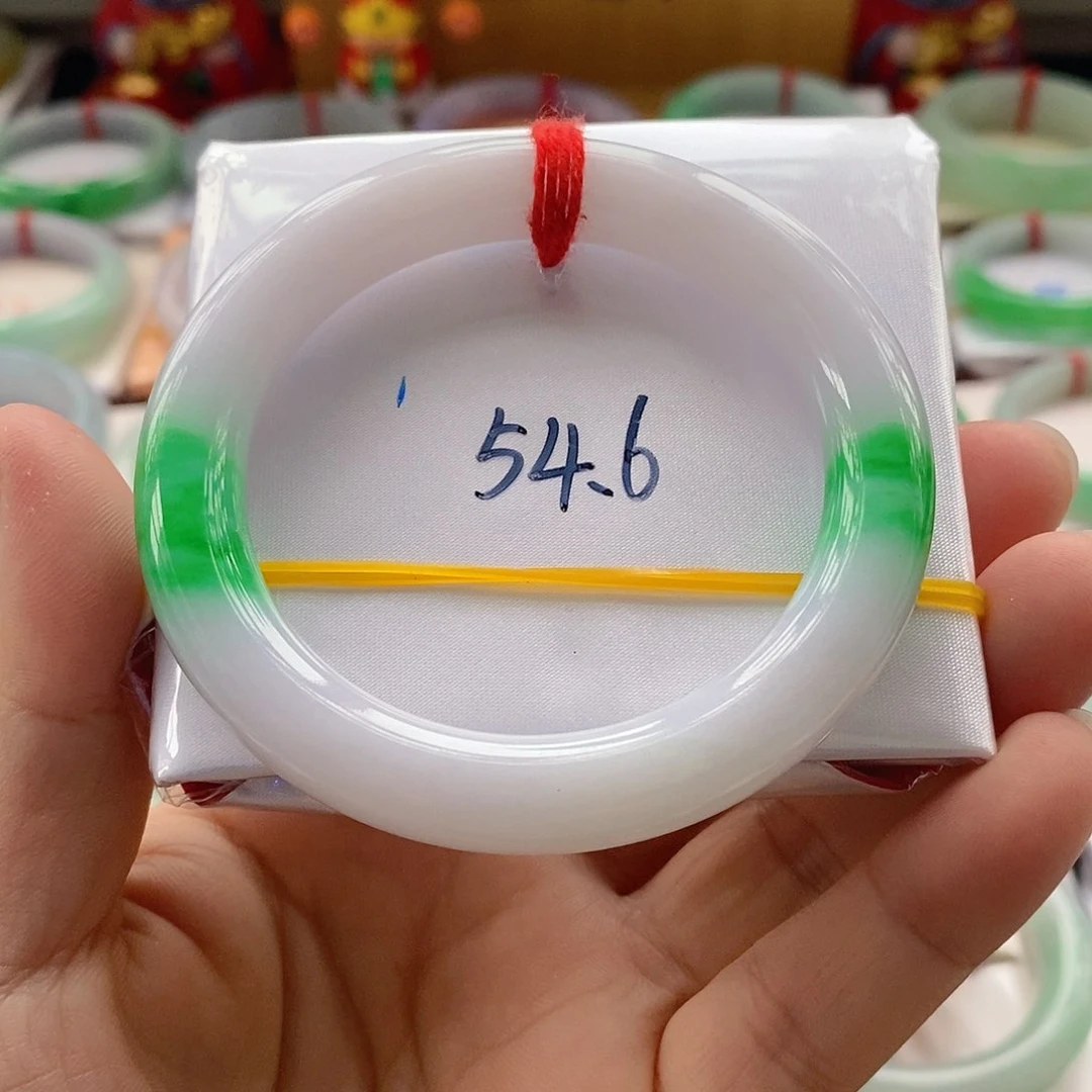 翡翠手镯未镶嵌雯*手镯
