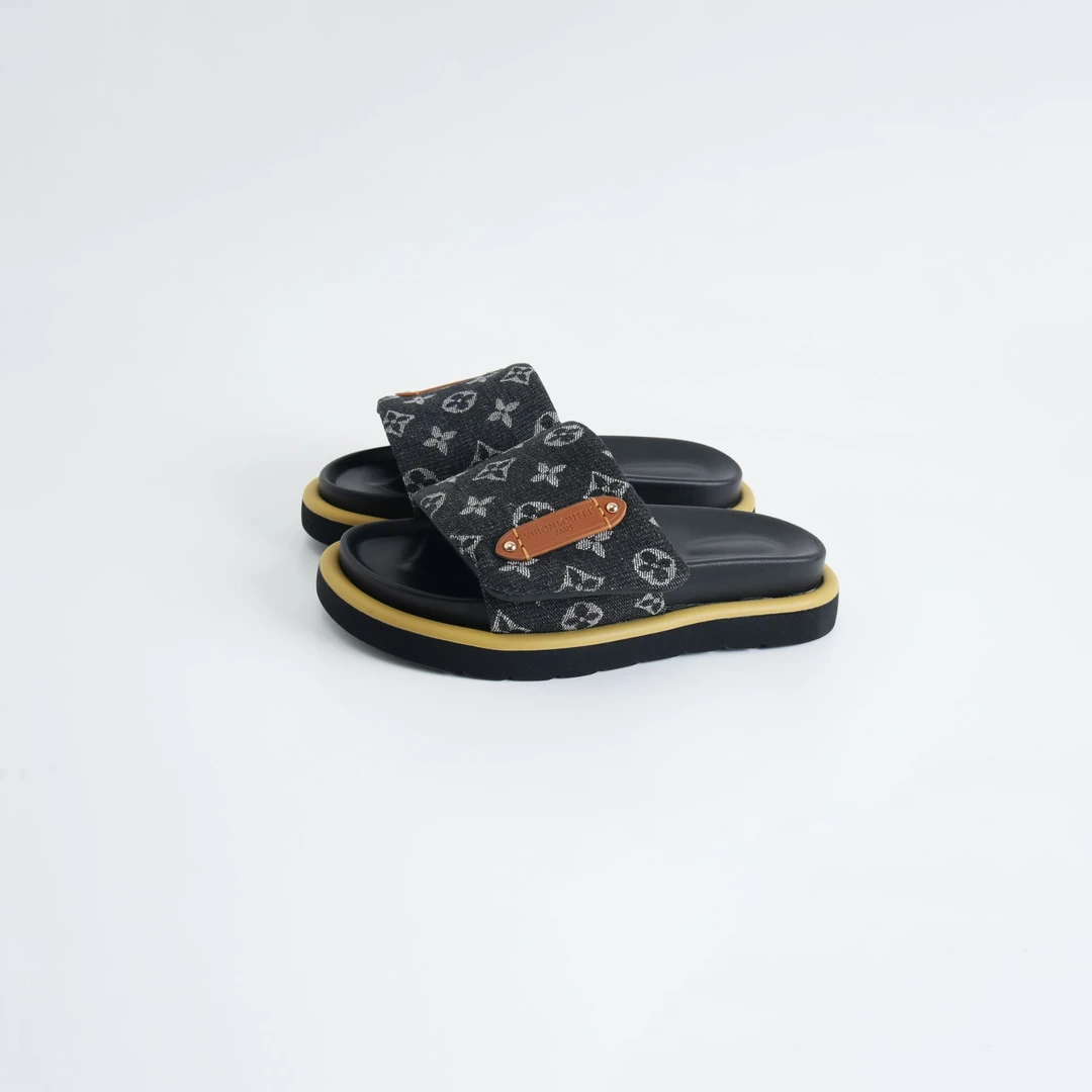 【罗老板】新款老花大牌风厚底柔软休闲百搭外穿防滑#跟高4CM