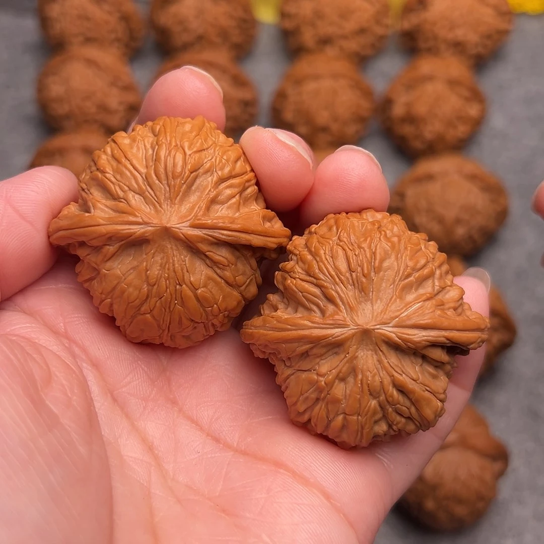 把件文玩核桃精品磨盘狮子头43+全品