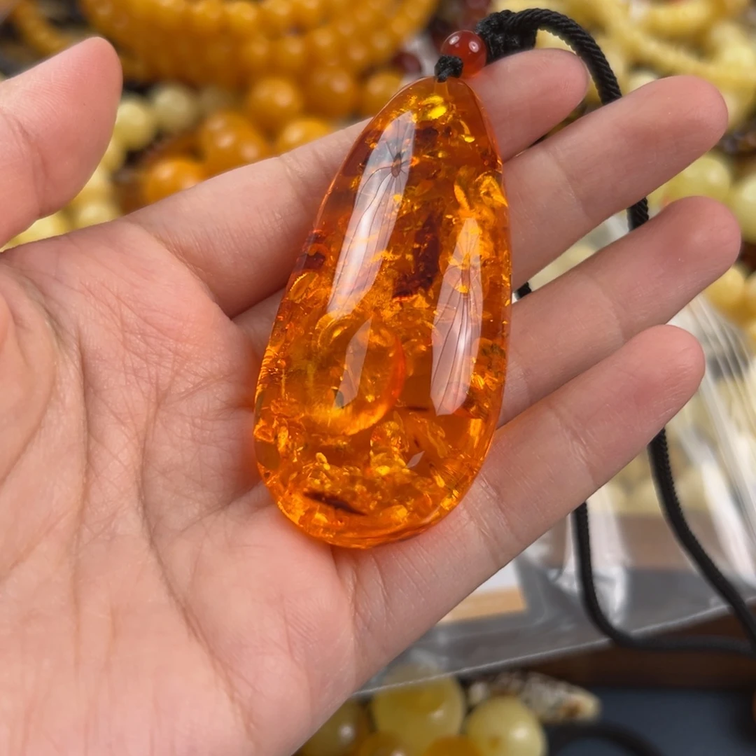 琥珀未镶嵌珠宝奇石
