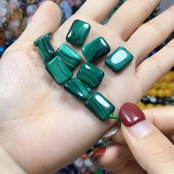玛瑙/玉髓未镶嵌珠宝半成品天然孔雀石无事牌卡12*16mm（2颗）