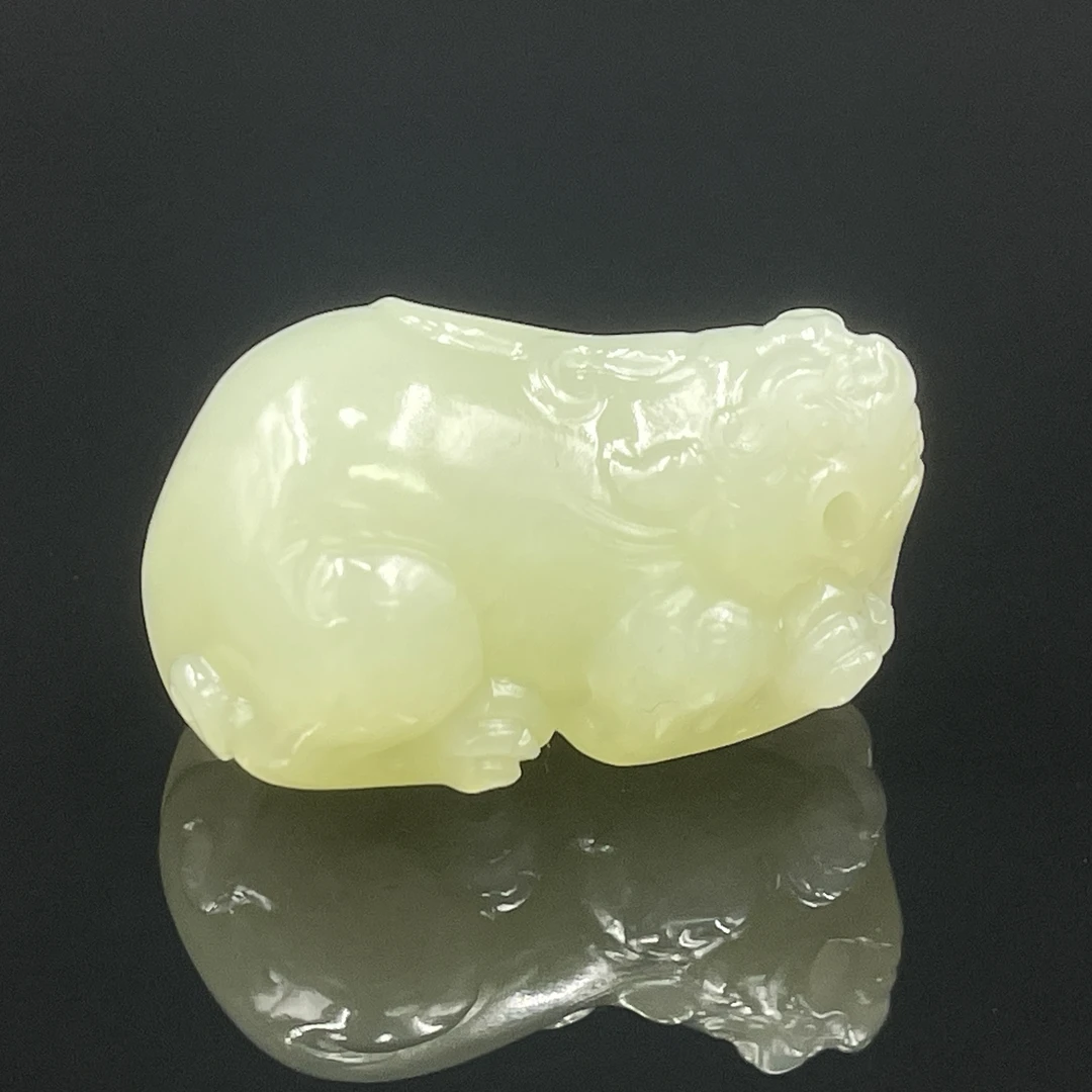 1226GY014和田玉挂件