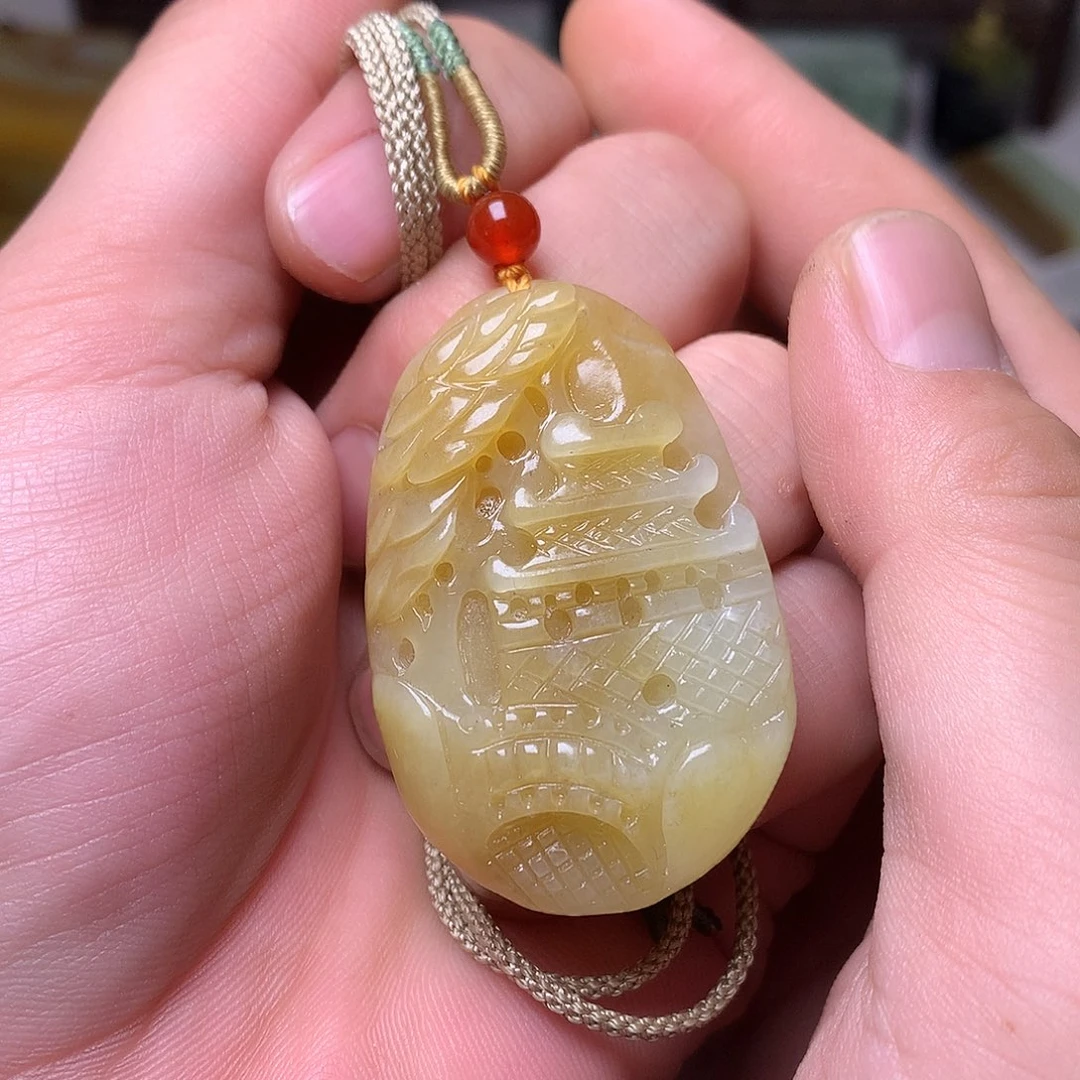 颈饰未镶嵌和田玉