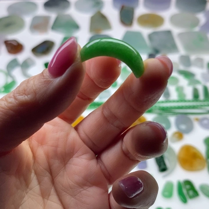 翡翠未镶嵌挂件天然翡翠