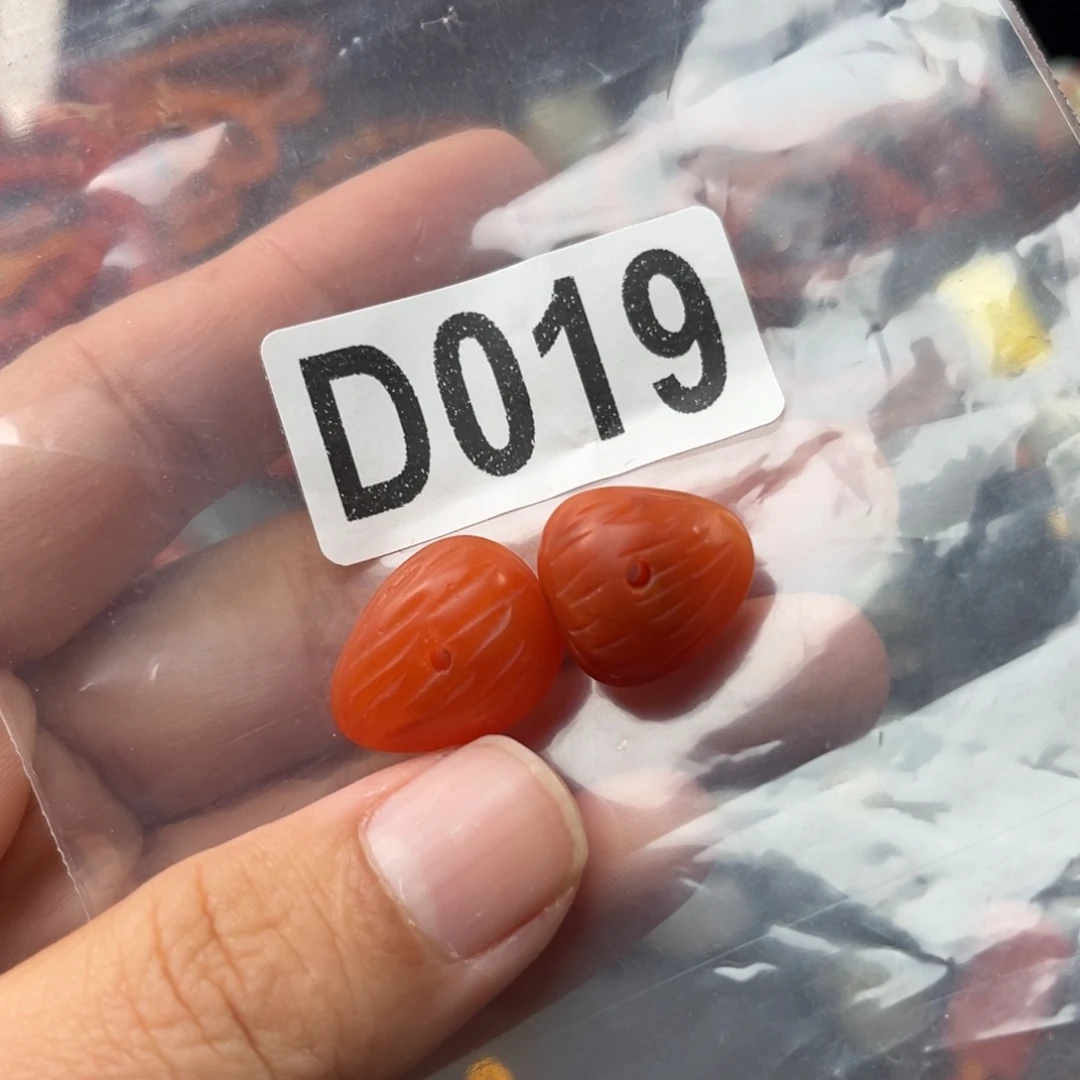 南红玛瑙未镶嵌珠宝奇石