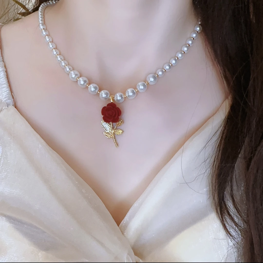 铜合金仿珍珠项链 复古红玫瑰项链ins小众设计感锁骨链时尚气质