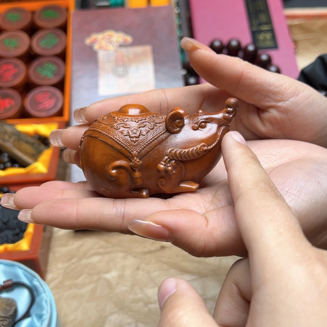 大叶紫檀（黑酸枝木类）