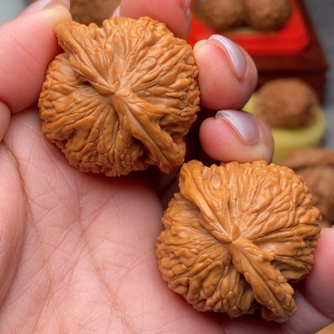 把件文玩核桃毕业球白40全品