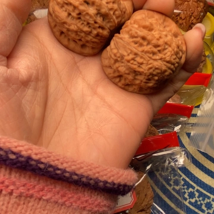 吊坠桃核血麒麟40核桃