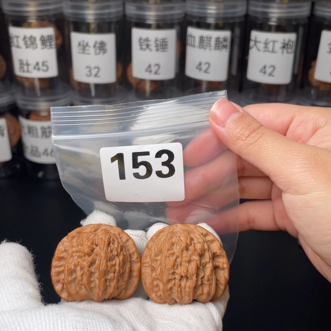 文玩核桃把件43白狮子