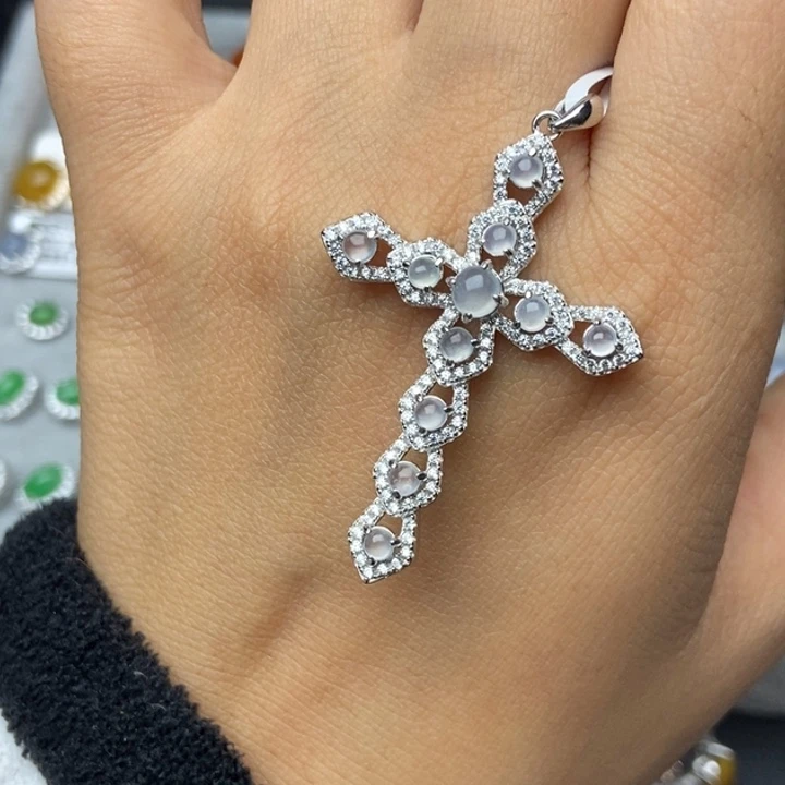 翡翠颈饰银S925镶嵌吊坠