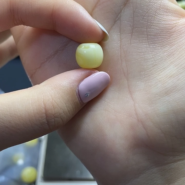 琥珀未镶嵌珠宝奇石10.9 10微瑕