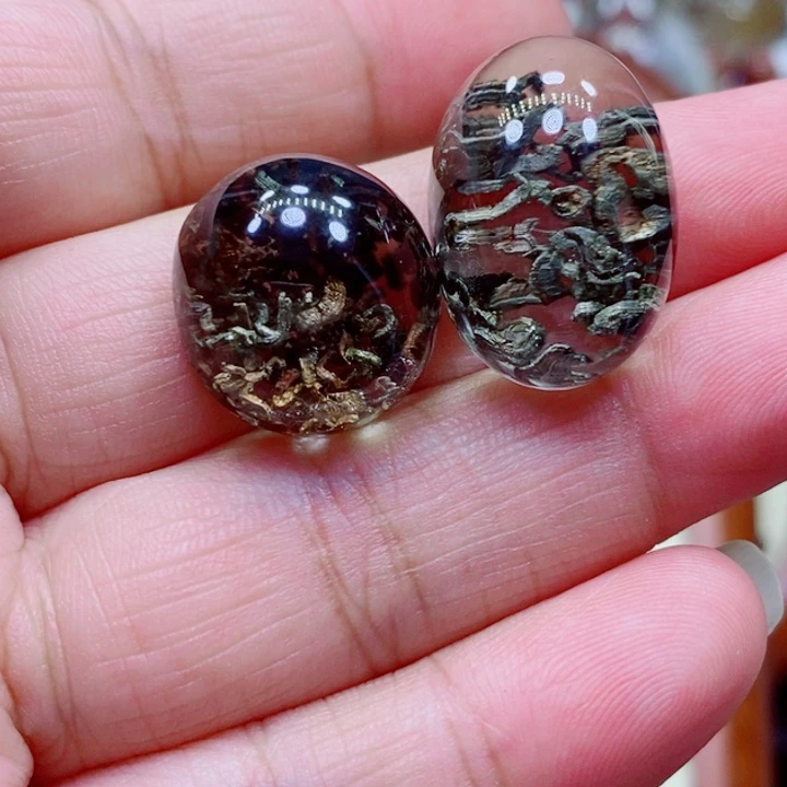 未镶嵌颈饰水晶A****8水晶