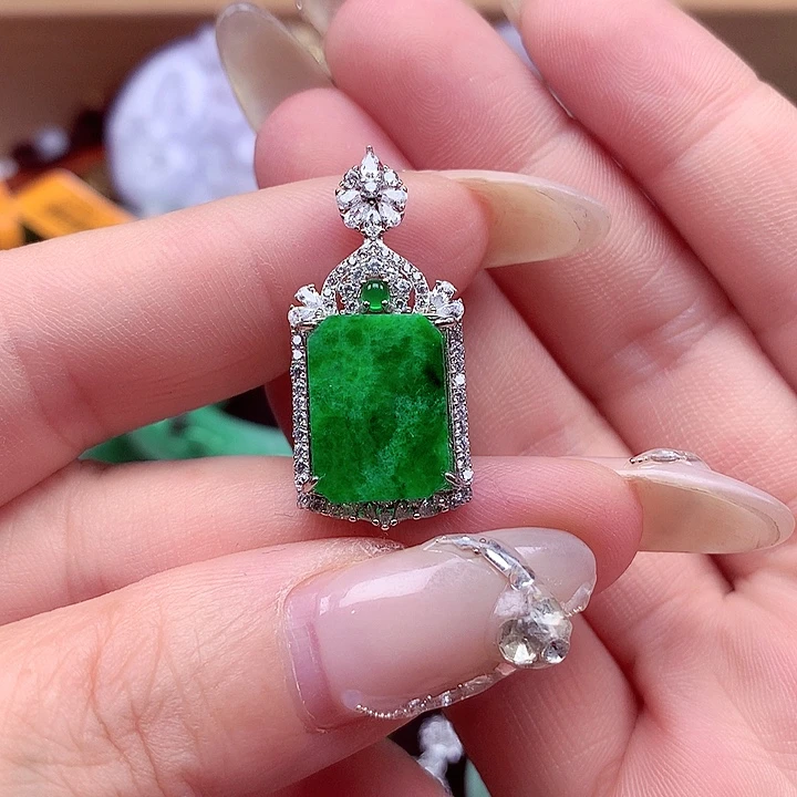 颈饰银S925镶嵌翡翠翡翠