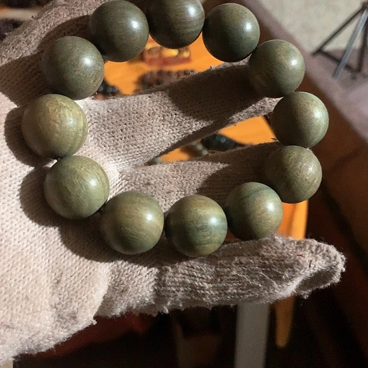 东非黑黄檀（紫光檀）花****!绿檀木手串串