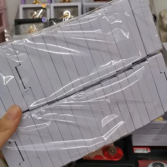 其他普通金属道****6红色收藏纪念章20个