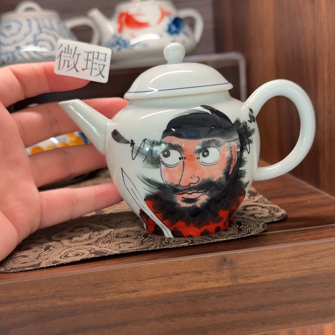 釉下手绘茶具微瑕