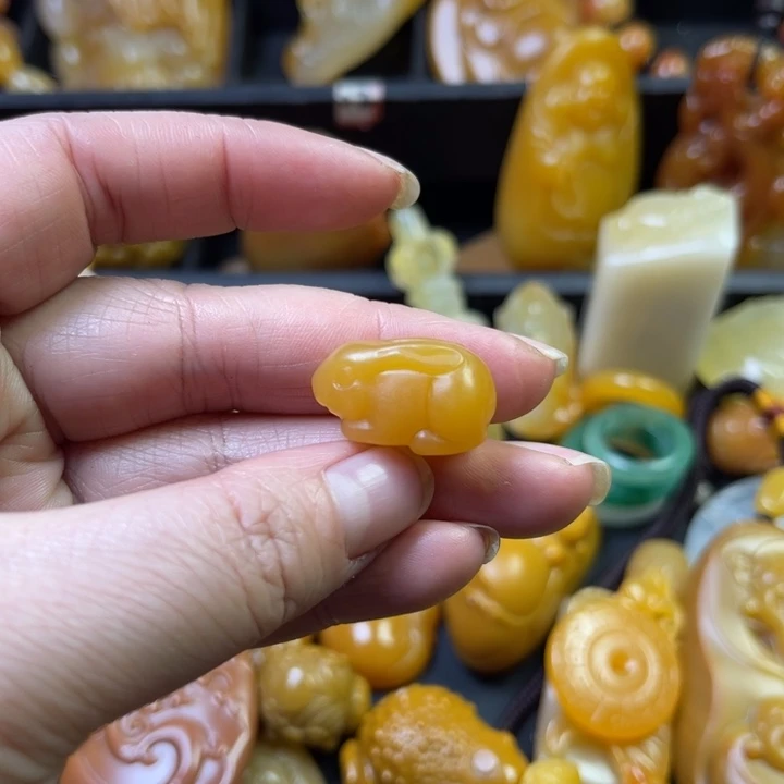 石英质玉吊坠(不含链)未镶嵌『****』