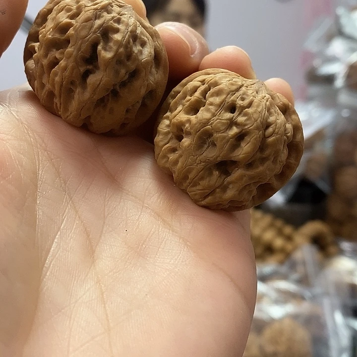 把件文玩核桃34.5闷尖石墩小众