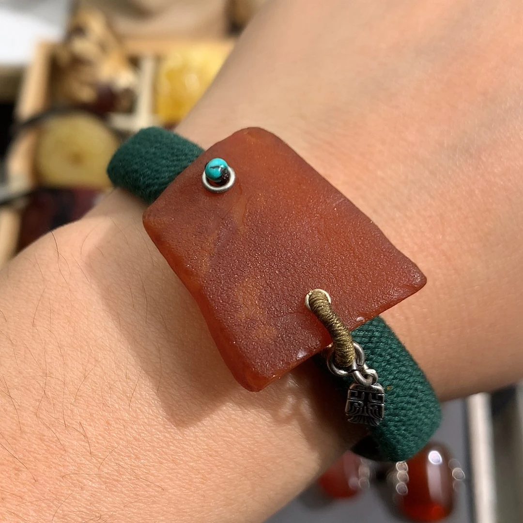 蜜蜡裸石未镶嵌你