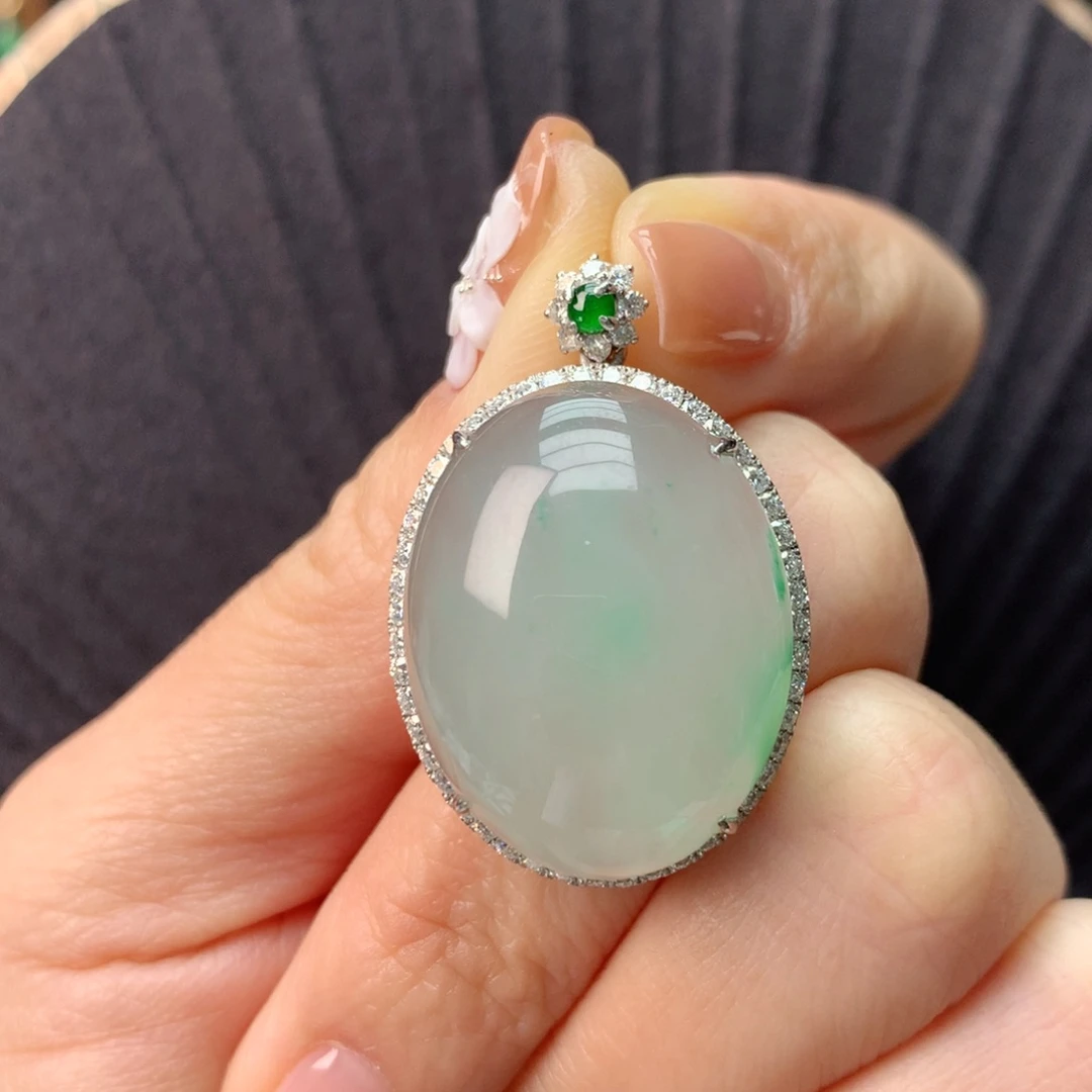 石英质玉（非洲翠）银S925镀金镶嵌冰飘花精品大蛋面吊坠