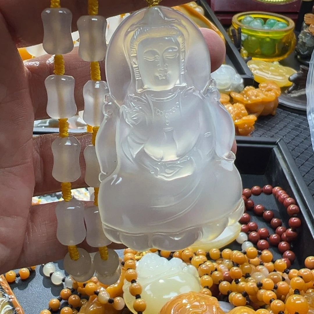 石英质玉未镶嵌颈饰