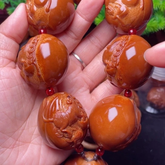 【闪购商品】手串/手链橄榄核35左右鼠手持