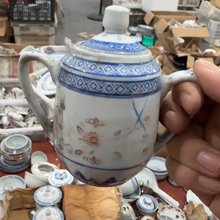 摆件一****糖景德镇陶瓷艺术品