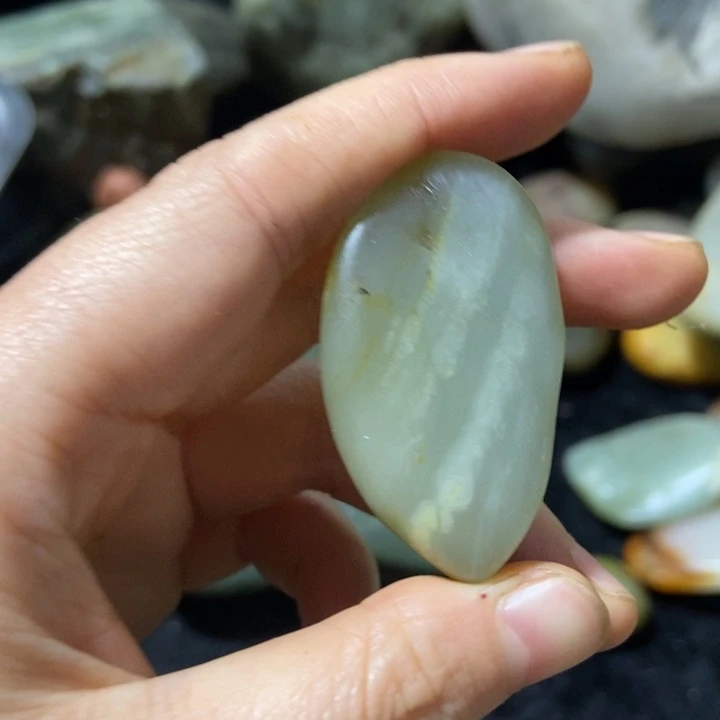 未镶嵌和田玉（糖玉）挂件