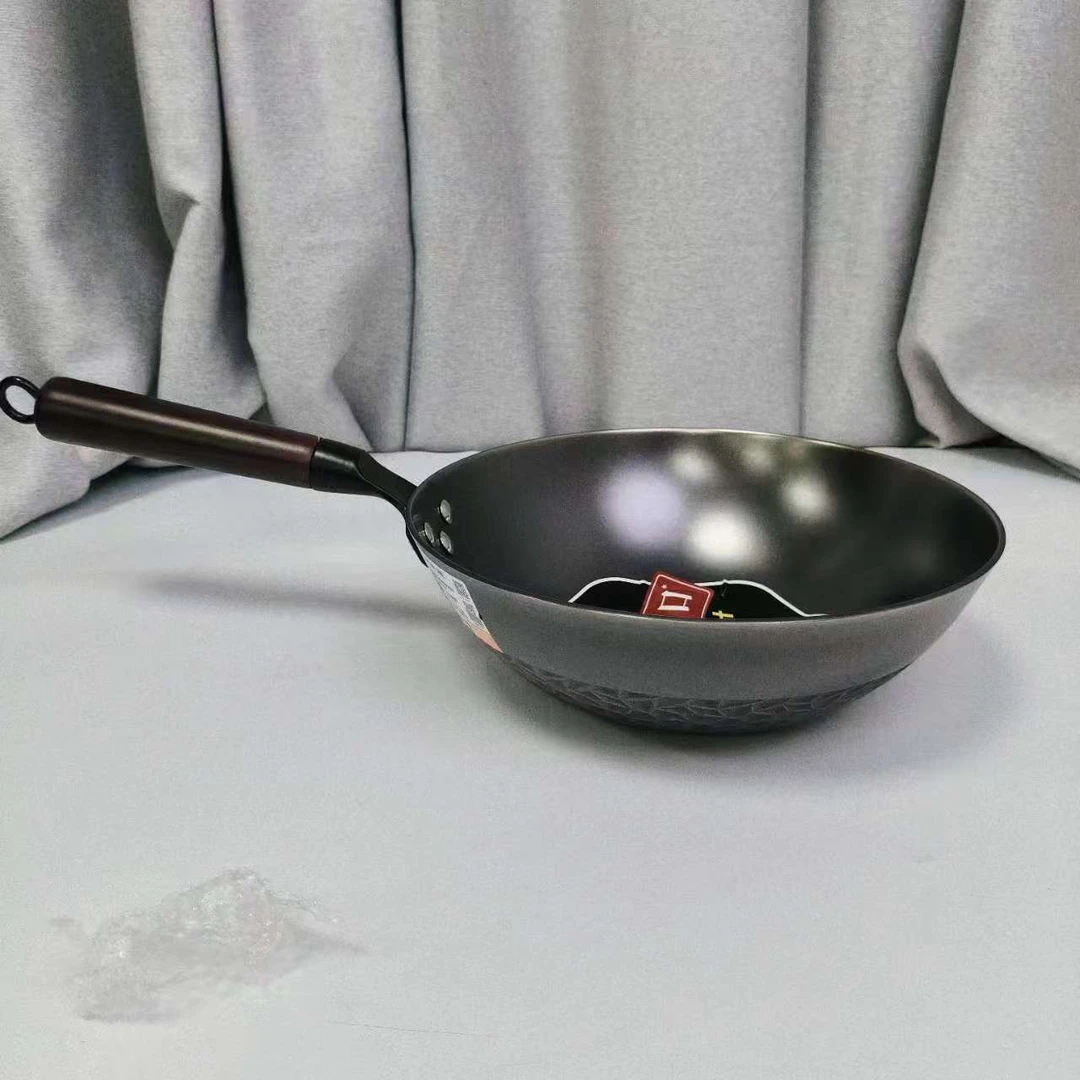 66070  炼石纹铸铁平底炒锅（28cm）
