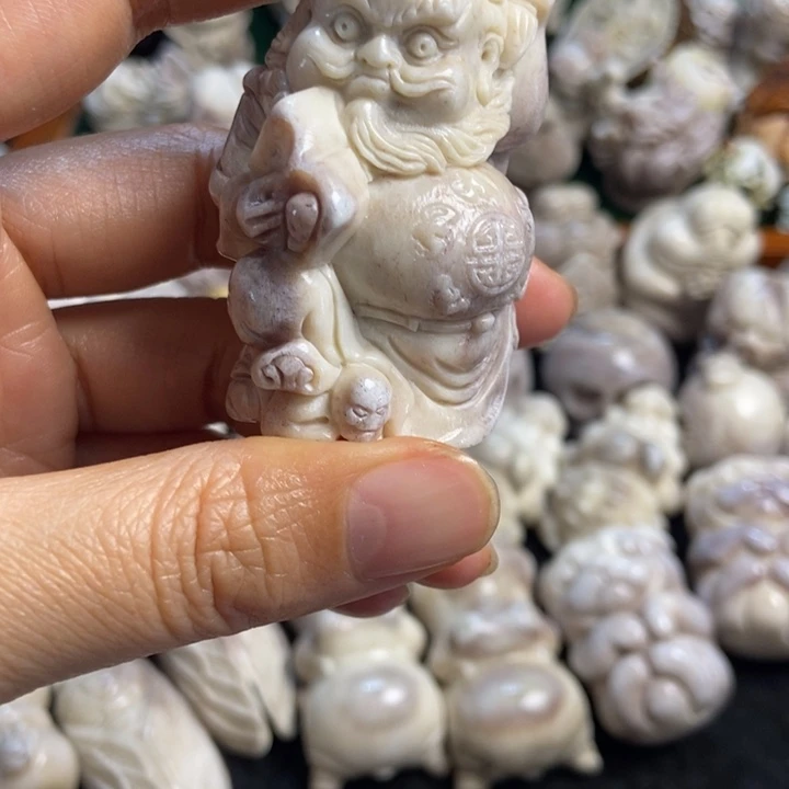 瑩***児配饰鹿角雕刻一个出