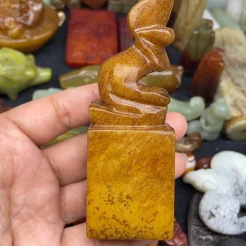 蛇纹石玉未镶嵌颈饰54