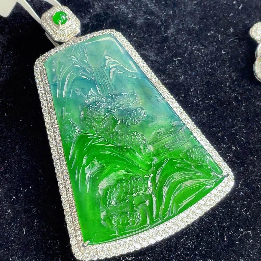 翡翠吊坠(不含链)未镶嵌