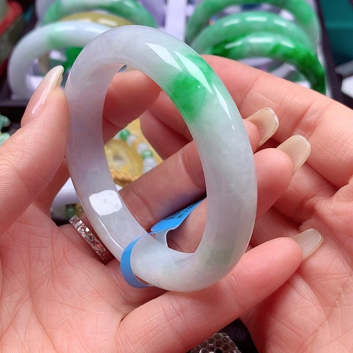 未镶嵌手镯翡翠翡翠