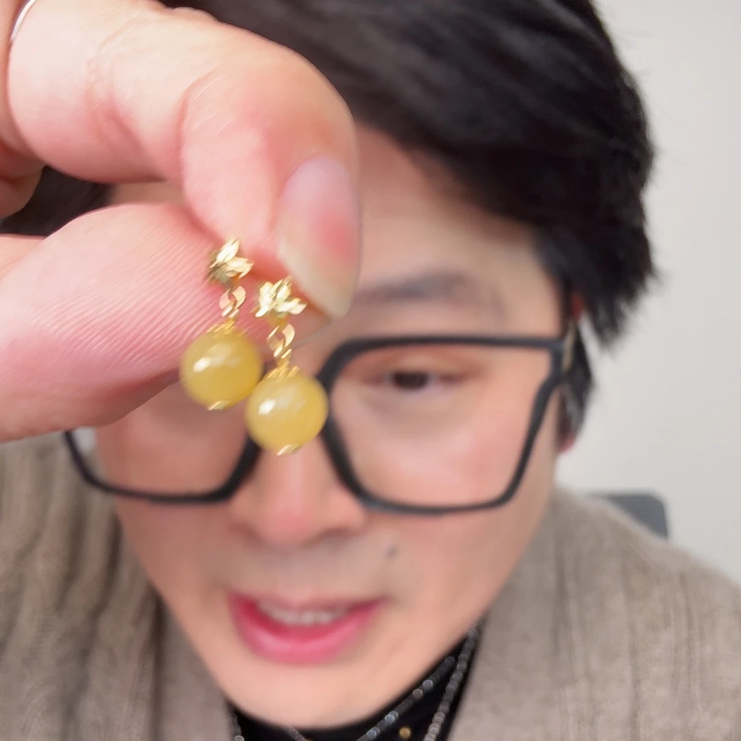 翡翠18K金镶嵌颈饰一对