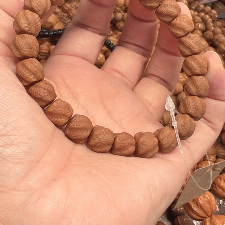 10左右龙色手串单圈