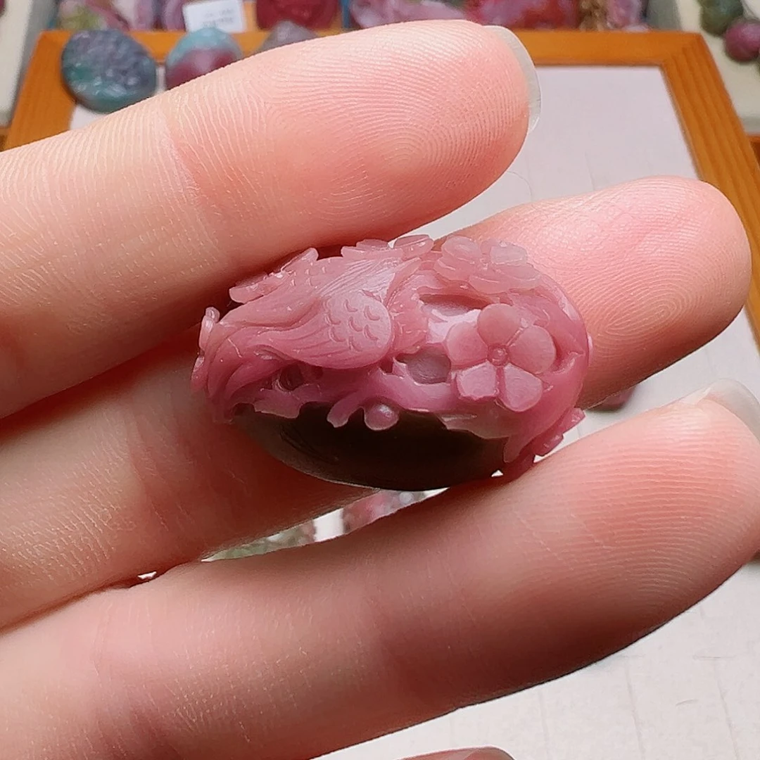 未镶嵌盐源玛瑙定制定制石英质玉小*?