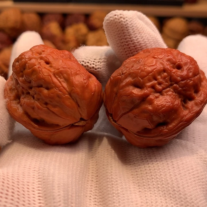 嵩***杉文玩核桃吊坠2………….