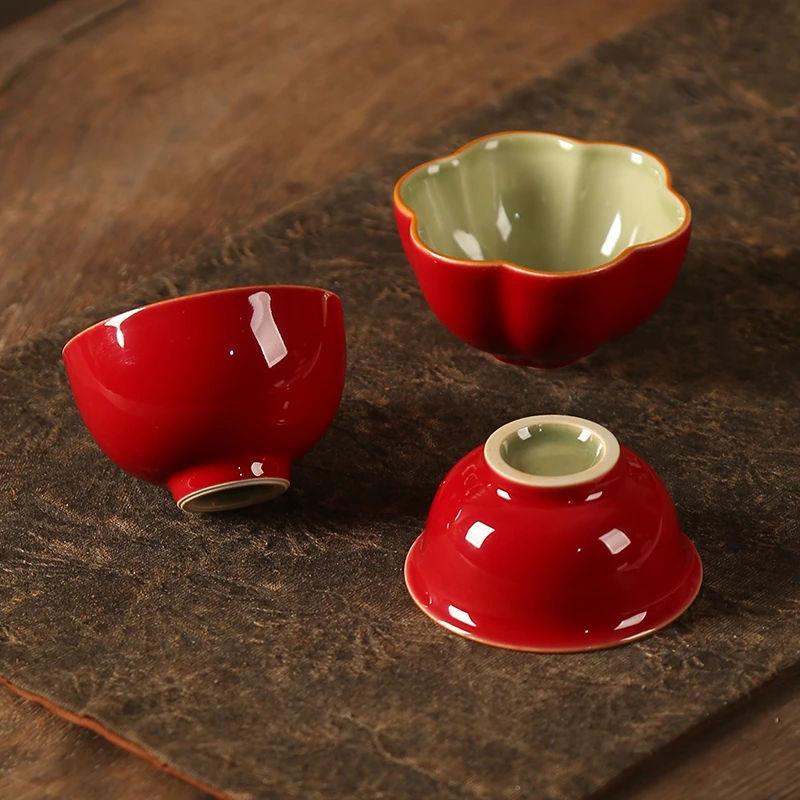 故宫红秘色宽口铃铛杯红色釉中式茶杯主人杯单个陶瓷茶杯功夫精致