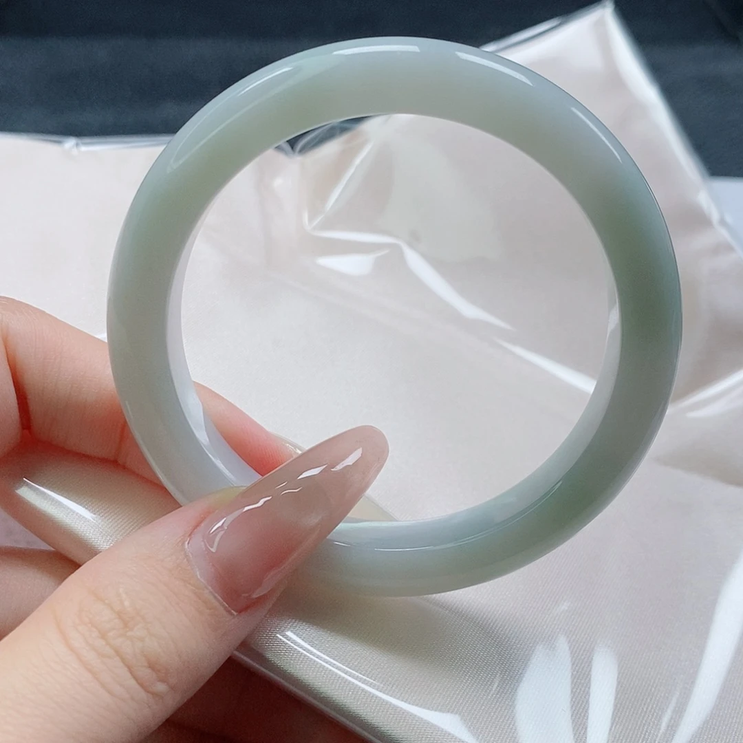 【闪购商品】未镶嵌手镯翡翠568号