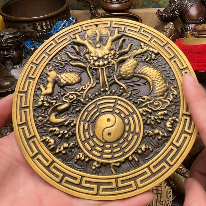 精美铜器批发档口