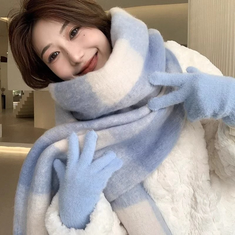 4301-浅蓝色围巾淡蓝色格子雪地旅游氛围感加厚保暖围脖披肩女
