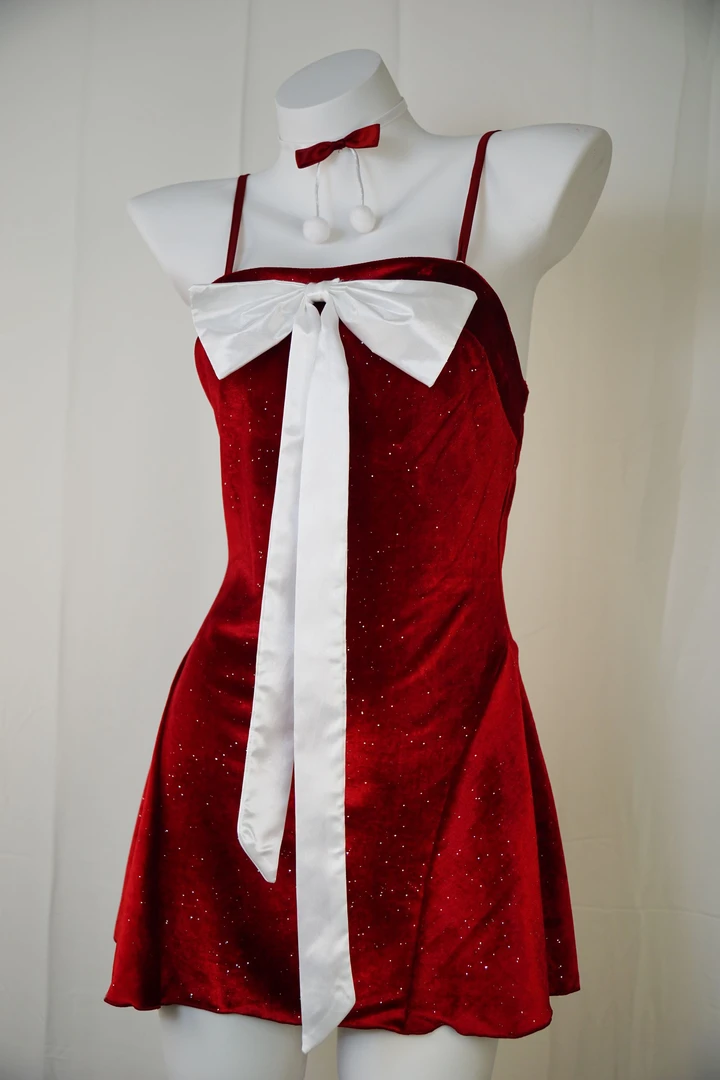 新年限定新年红甜美蝴蝶结丝绒睡裙兔女郎气质吊带裙