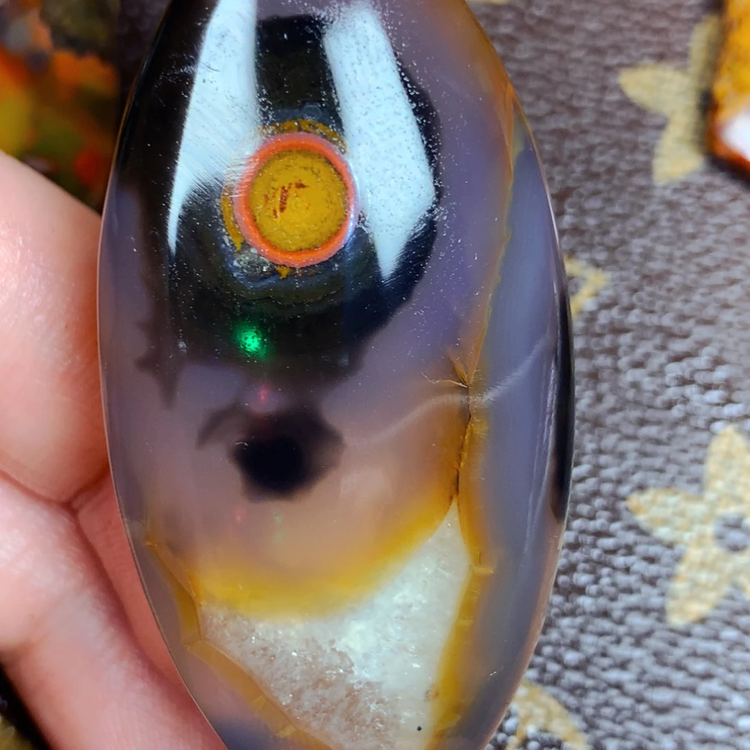 躺***赢玛瑙/玉髓未镶嵌战国红