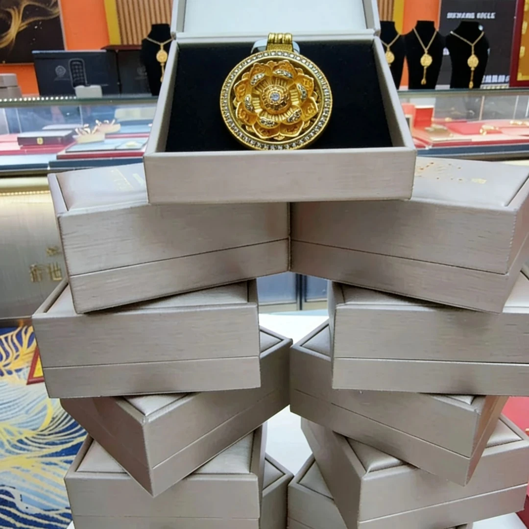 【陈总补贴】高端首饰盒+莲花罗盘时尚百搭款多样性发一
