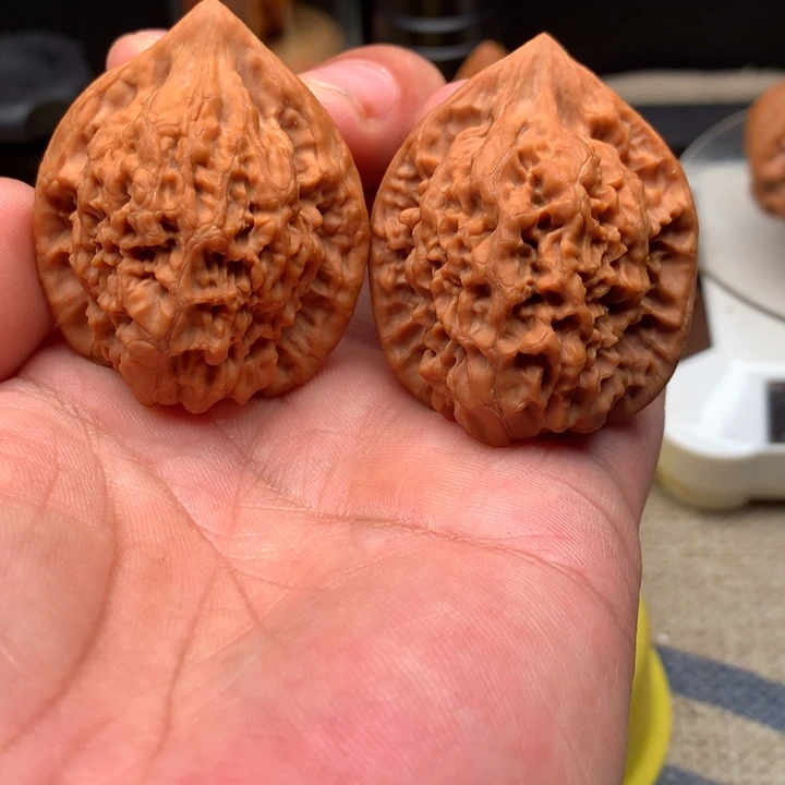 桃核吊坠官帽好看